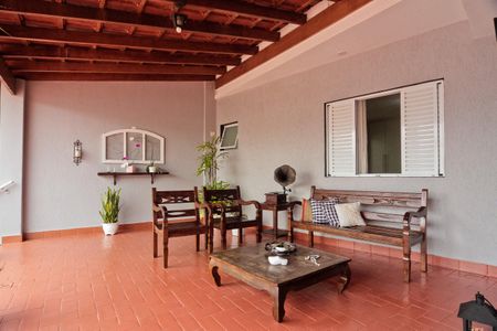 Casa à venda com 390m², 5 quartos e 3 vagasÁrea externa