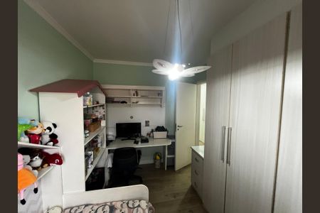 Apartamento à venda com 118m², 4 quartos e 2 vagasQuarto 2