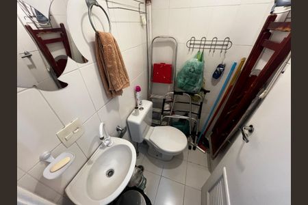 Apartamento à venda com 118m², 4 quartos e 2 vagasBanheiro de serviço