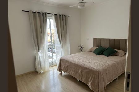 Casa de condomínio à venda com 200m², 3 quartos e 2 vagas Casa de condomínio à venda com 200m², 3 quartos e 2 vagasSuíte 1