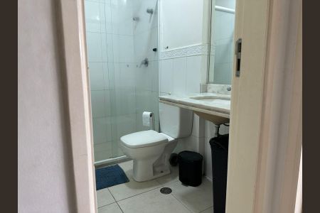 Casa de condomínio à venda com 200m², 3 quartos e 2 vagas Casa de condomínio à venda com 200m², 3 quartos e 2 vagasBanheiro Social