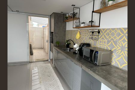 Casa de condomínio à venda com 200m², 3 quartos e 2 vagas Casa de condomínio à venda com 200m², 3 quartos e 2 vagasEspaço Gourmet