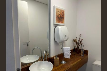 Casa de condomínio à venda com 200m², 3 quartos e 2 vagas Casa de condomínio à venda com 200m², 3 quartos e 2 vagasLavabo