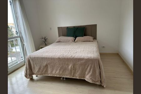 Casa de condomínio à venda com 200m², 3 quartos e 2 vagas Casa de condomínio à venda com 200m², 3 quartos e 2 vagasSuíte 1