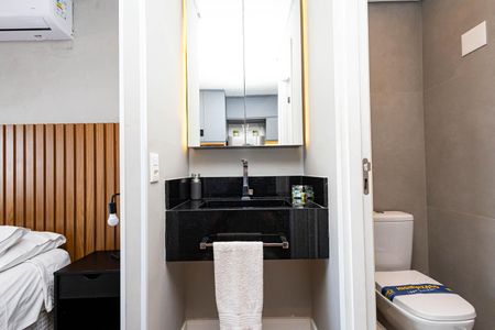 Banheiro de kitnet/studio à venda com 1 quarto, 26m² em Bela Vista, São Paulo