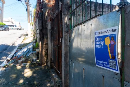 Casa para alugar com 27m², 1 quarto e 3 vagas Casa para alugar com 27m², 1 quarto e 3 vagasPlaquinha