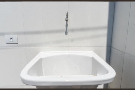 Casa para alugar com 27m², 1 quarto e 3 vagas Casa para alugar com 27m², 1 quarto e 3 vagasLavanderia