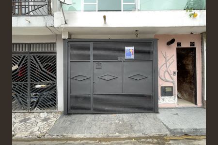 Casa para alugar com 90m², 2 quartos e 1 vagaFachada