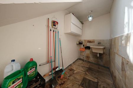 Casa à venda com 191m², 4 quartos e 2 vagasÁrea de Serviço