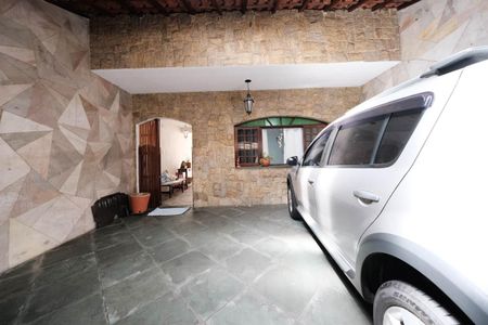 Casa à venda com 191m², 4 quartos e 2 vagasGaragem