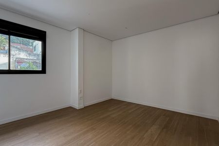 Apartamento à venda com 120m², 4 quartos e 2 vagasSuíte