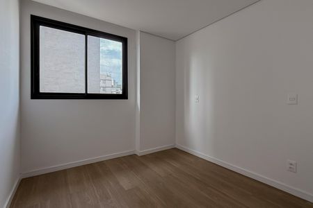 Apartamento à venda com 120m², 4 quartos e 2 vagasQuarto 1