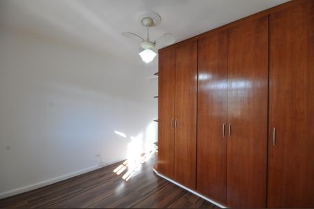 Quarto 1 de casa para alugar com 3 quartos, 150m² em Horto Florestal, São Paulo