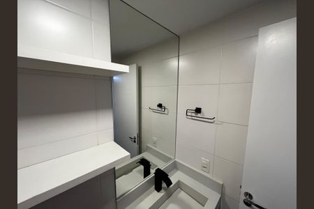 Apartamento à venda com 38m², 1 quarto e sem vagaBanheiro da Suíte