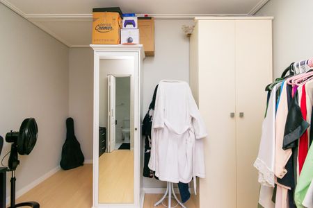 Casa de condomínio à venda com 76m², 2 quartos e 2 vagas Casa de condomínio à venda com 76m², 2 quartos e 2 vagasSuíte 1