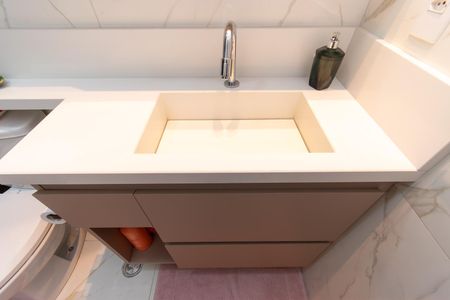 Casa de condomínio à venda com 76m², 2 quartos e 2 vagas Casa de condomínio à venda com 76m², 2 quartos e 2 vagasBanheiro da Suíte 2