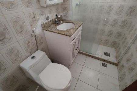 Apartamento à venda com 49m², 2 quartos e sem vaga Apartamento à venda com 49m², 2 quartos e sem vagaBanheiro Social