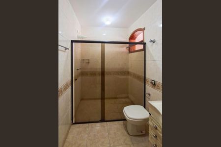 Casa à venda com 300m², 4 quartos e 1 vagaBanheiro 3