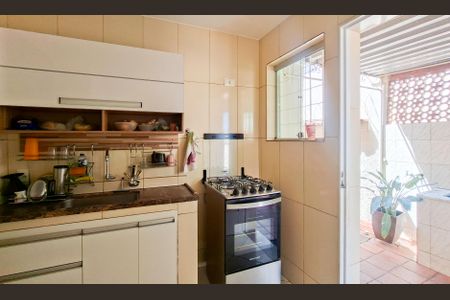 Casa à venda com 300m², 4 quartos e 1 vagaCozinha