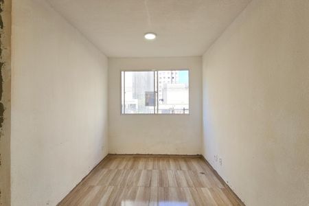 Sala de apartamento para alugar com 2 quartos, 44m² em Parque Bristol, São Bernardo do Campo