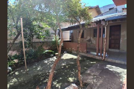 Casa à venda com 250m², 3 quartos e 4 vagas Casa à venda com 250m², 3 quartos e 4 vagasÁrea Externa