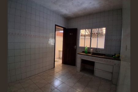 Casa à venda com 250m², 3 quartos e 4 vagas Casa à venda com 250m², 3 quartos e 4 vagasEdícula Cozinha