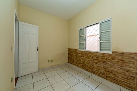 Casa à venda com 200m², 5 quartos e 2 vagasQuarto 2