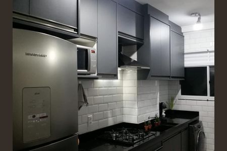 Apartamento à venda com 51m², 2 quartos e 1 vaga Apartamento à venda com 51m², 2 quartos e 1 vagaCozinha e Área de Serviço