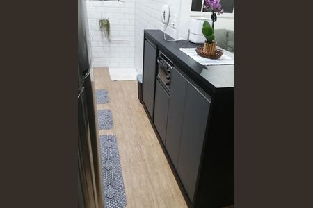 Apartamento à venda com 51m², 2 quartos e 1 vaga Apartamento à venda com 51m², 2 quartos e 1 vagaCozinha e Área de Serviço