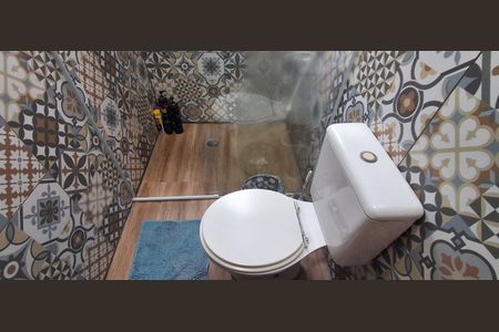 Casa para alugar com 383m², 4 quartos e 3 vagas Casa para alugar com 383m², 4 quartos e 3 vagasBanheiro Suíte