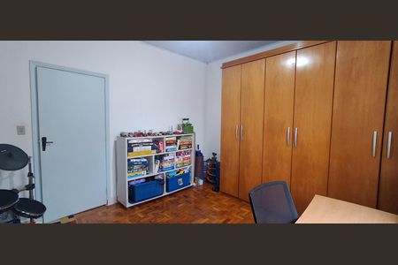 Casa para alugar com 383m², 4 quartos e 3 vagas Casa para alugar com 383m², 4 quartos e 3 vagasQuarto 1