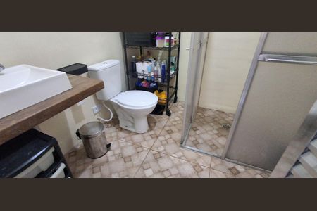 Casa para alugar com 383m², 4 quartos e 3 vagas Casa para alugar com 383m², 4 quartos e 3 vagasBanheiro Social