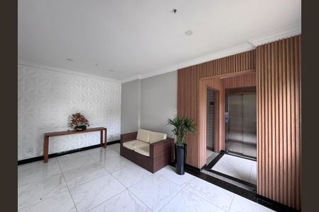 Apartamento à venda com 60m², 2 quartos e 1 vagaHall Social