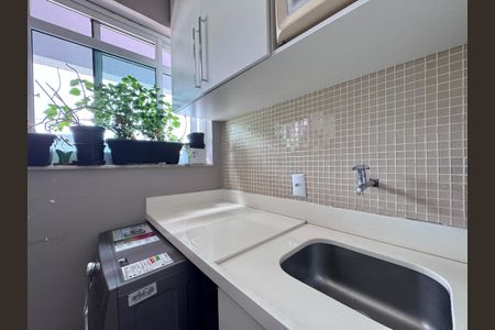 Apartamento à venda com 60m², 2 quartos e 1 vagaCozinha - Área de Serviço