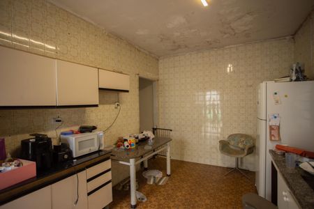 Casa à venda com 100m², 2 quartos e 2 vagas Casa à venda com 100m², 2 quartos e 2 vagasCozinha