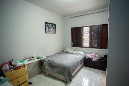 Casa à venda com 100m², 2 quartos e 2 vagas Casa à venda com 100m², 2 quartos e 2 vagasQuarto 1