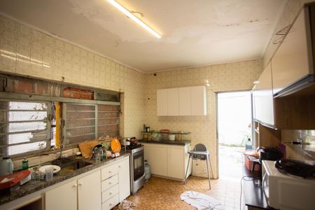 Casa à venda com 100m², 2 quartos e 2 vagas Casa à venda com 100m², 2 quartos e 2 vagasCozinha