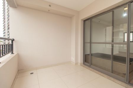 Studio para alugar com 38m², 0 quarto e 1 vaga Studio para alugar com 38m², 0 quarto e 1 vagaVaranda