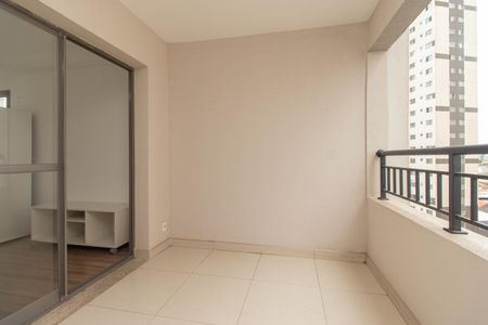 Studio para alugar com 38m², 0 quarto e 1 vaga Studio para alugar com 38m², 0 quarto e 1 vagaVaranda