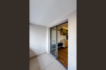 Varanda de kitnet/studio à venda com 1 quarto, 32m² em Vila Mariana, São Paulo
