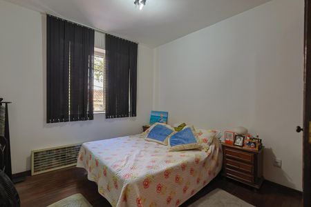 Apartamento à venda com 150m², 4 quartos e 2 vagasQuarto 1