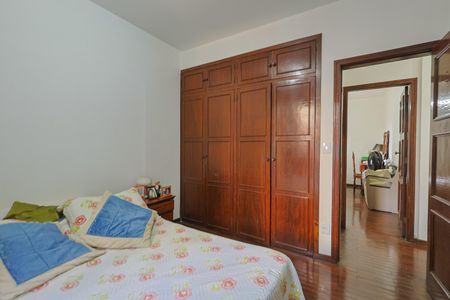 Apartamento à venda com 150m², 4 quartos e 2 vagasQuarto 1