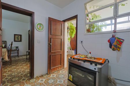 Apartamento à venda com 150m², 4 quartos e 2 vagasCozinha
