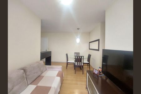 Sala de apartamento para alugar com 2 quartos, 55m² em Socorro, São Paulo
