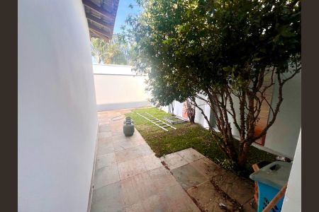 Casa para alugar com 1600m², 5 quartos e 7 vagasÁrea Externa