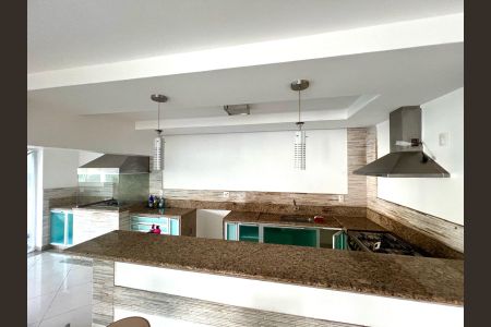 Casa para alugar com 1600m², 5 quartos e 7 vagasCozinha 2