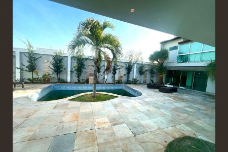 Casa para alugar com 1600m², 5 quartos e 7 vagasÁrea comum - Piscina