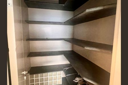 Casa para alugar com 1600m², 5 quartos e 7 vagasCozinha 1