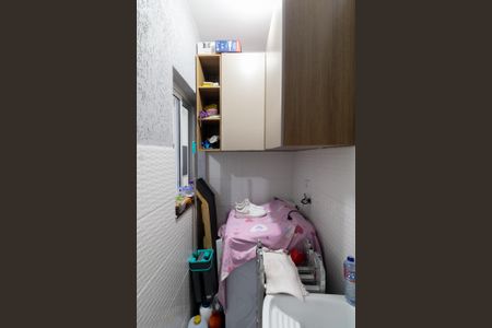 Casa de condomínio à venda com 52m², 2 quartos e 1 vagaÁrea de Serviço