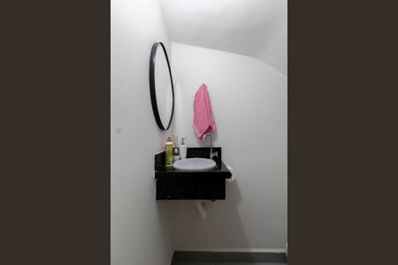 Casa de condomínio à venda com 52m², 2 quartos e 1 vagaLavabo